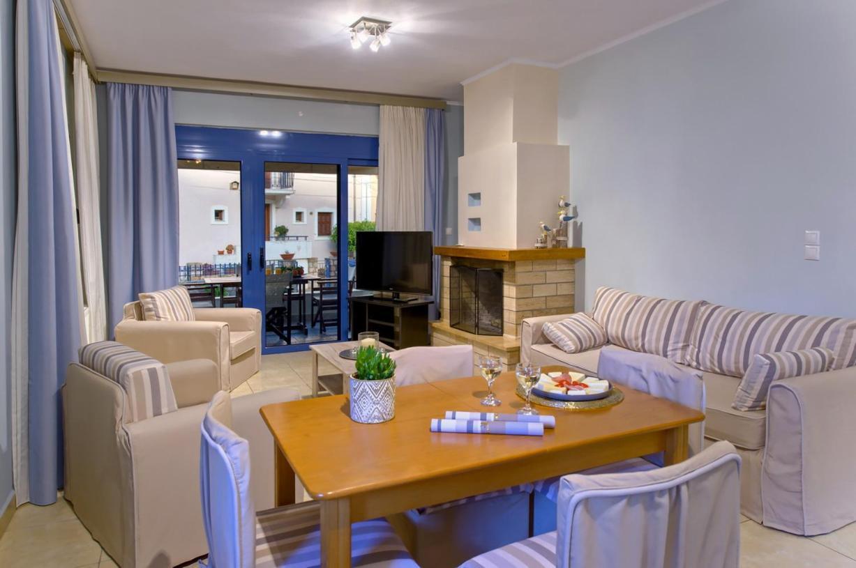 Seasight Living Apartment Plitra Exterior foto